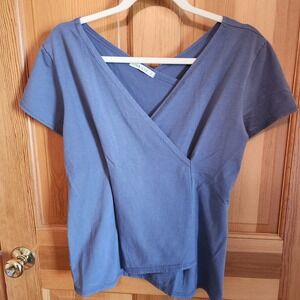 Luna Luz Women's Blue Unique V Neck Short Sleeve Top / Tee Size L